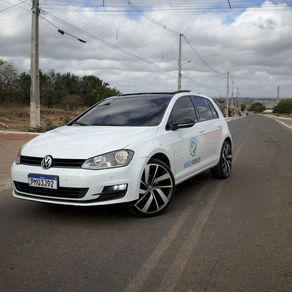 GOLF TSI 2017 MAIS 2 POP 110 